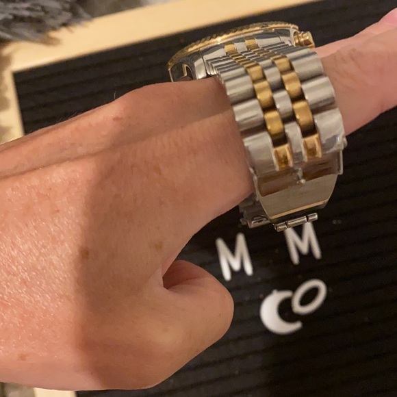 10 stars Michael Kors Lexington Chrono Watch $356 Two Tone - Picture 4 of 14